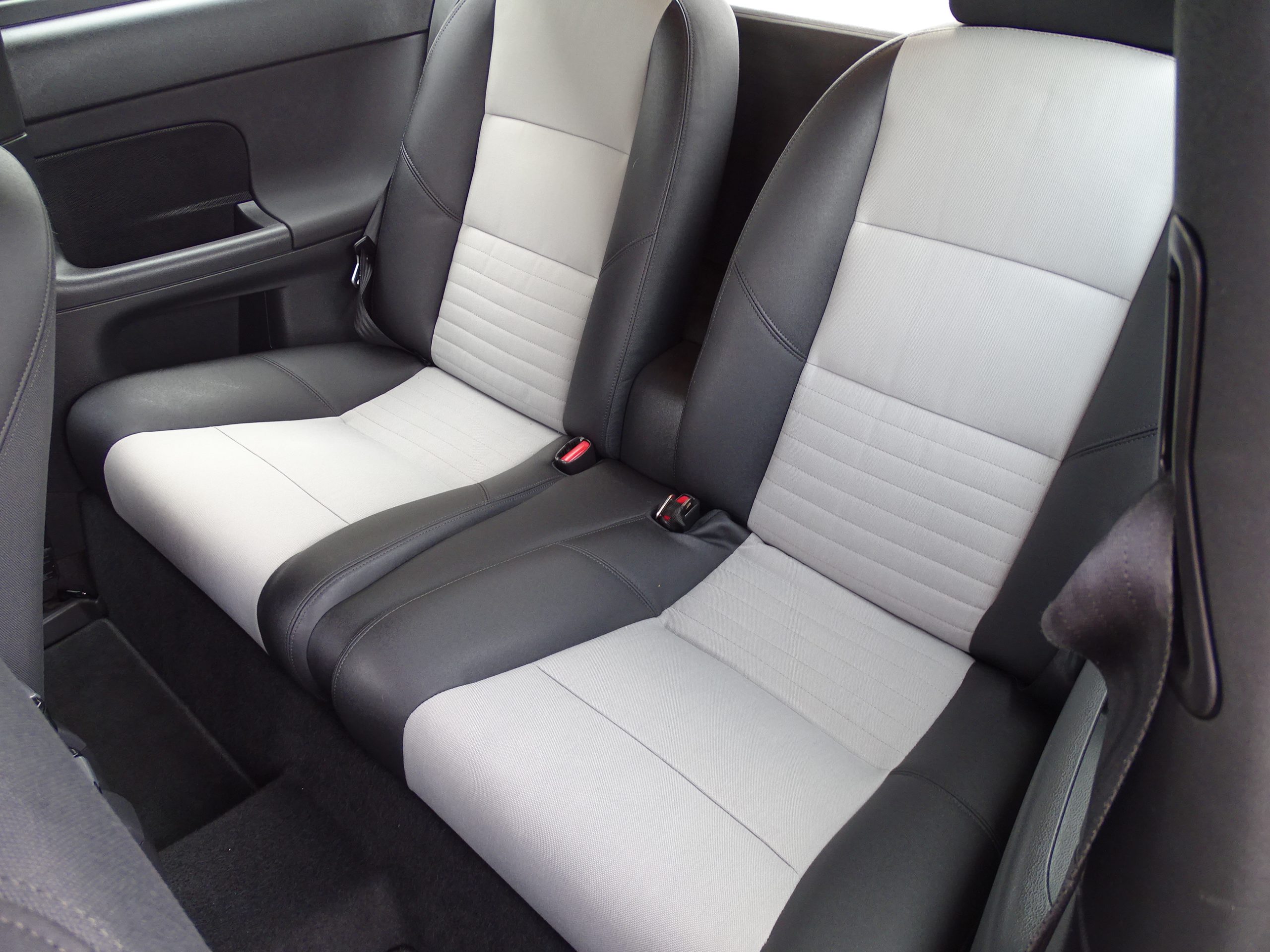 VOLVO C30 1.6D 2009 XENON PIELE