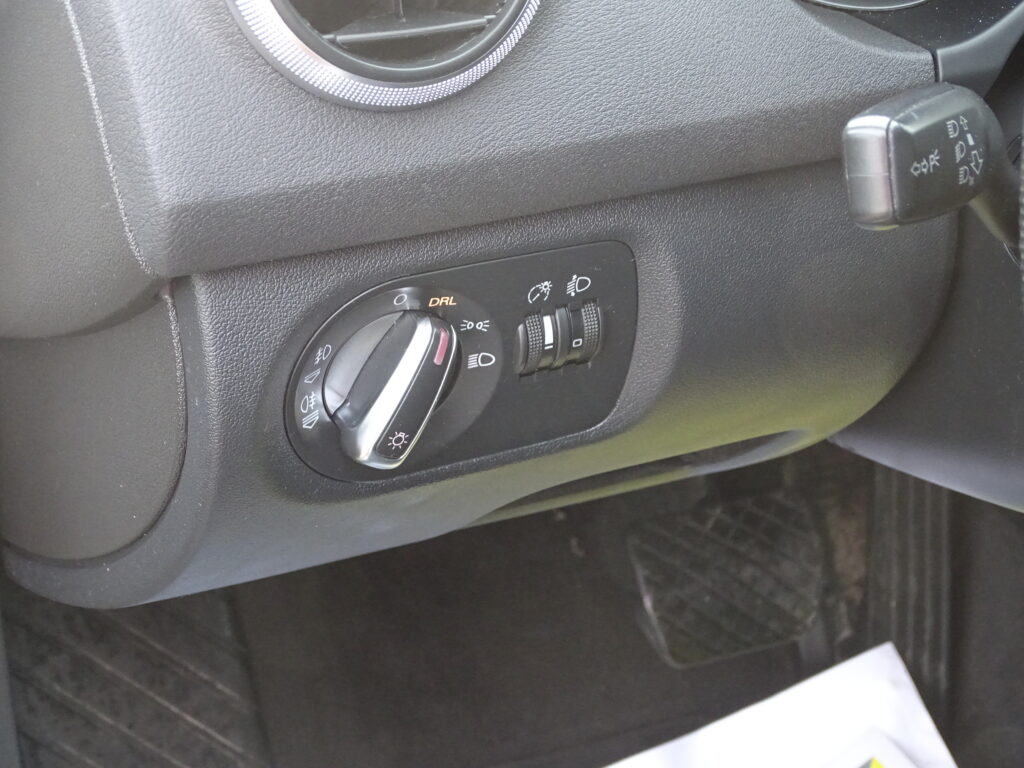 AUDI A3 2.0 TDI AUTOMAT S LINE 2010 7790 EURO