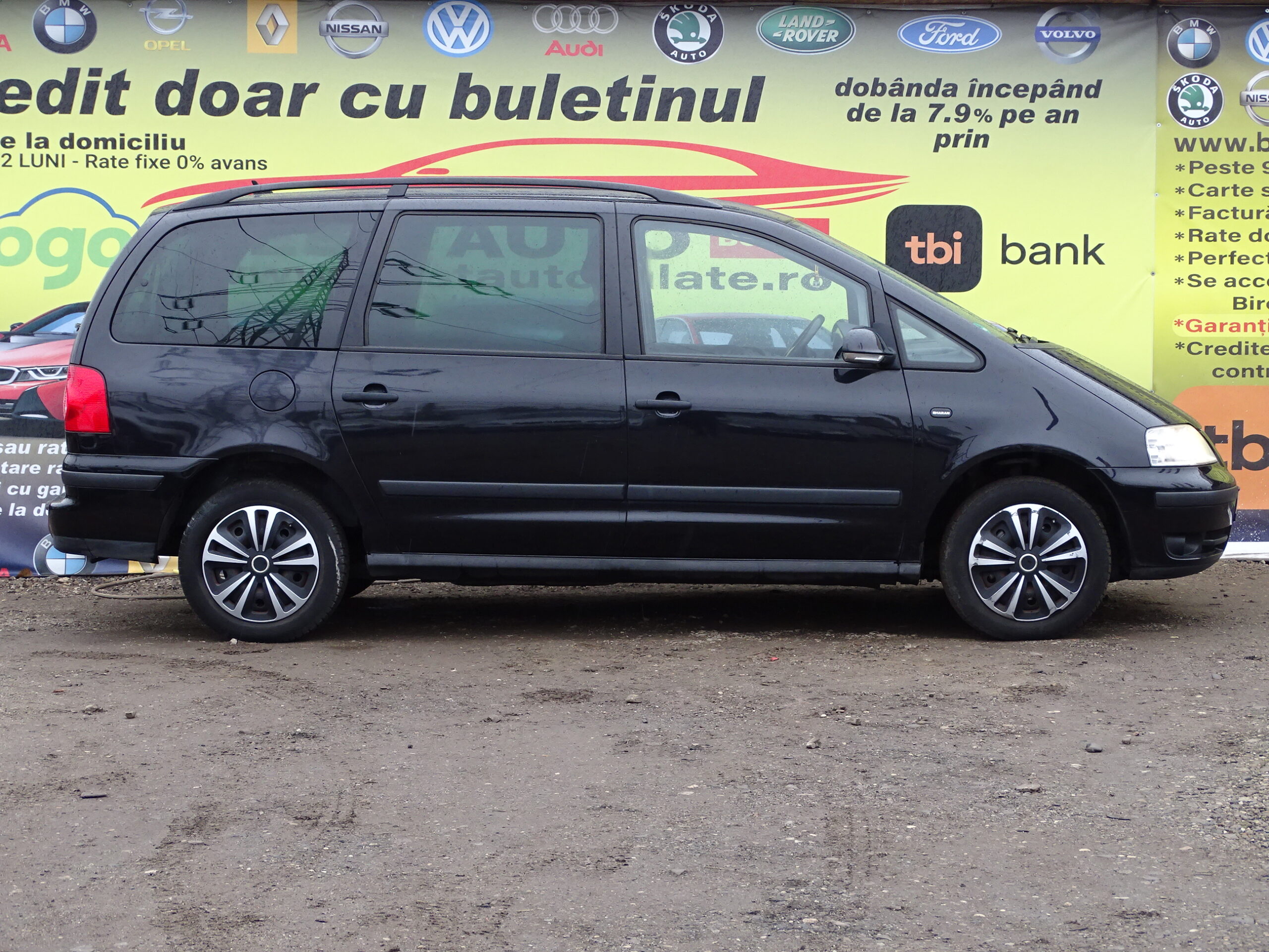 VW SHARAN 2.0 MPI 7 LOCURI 2007