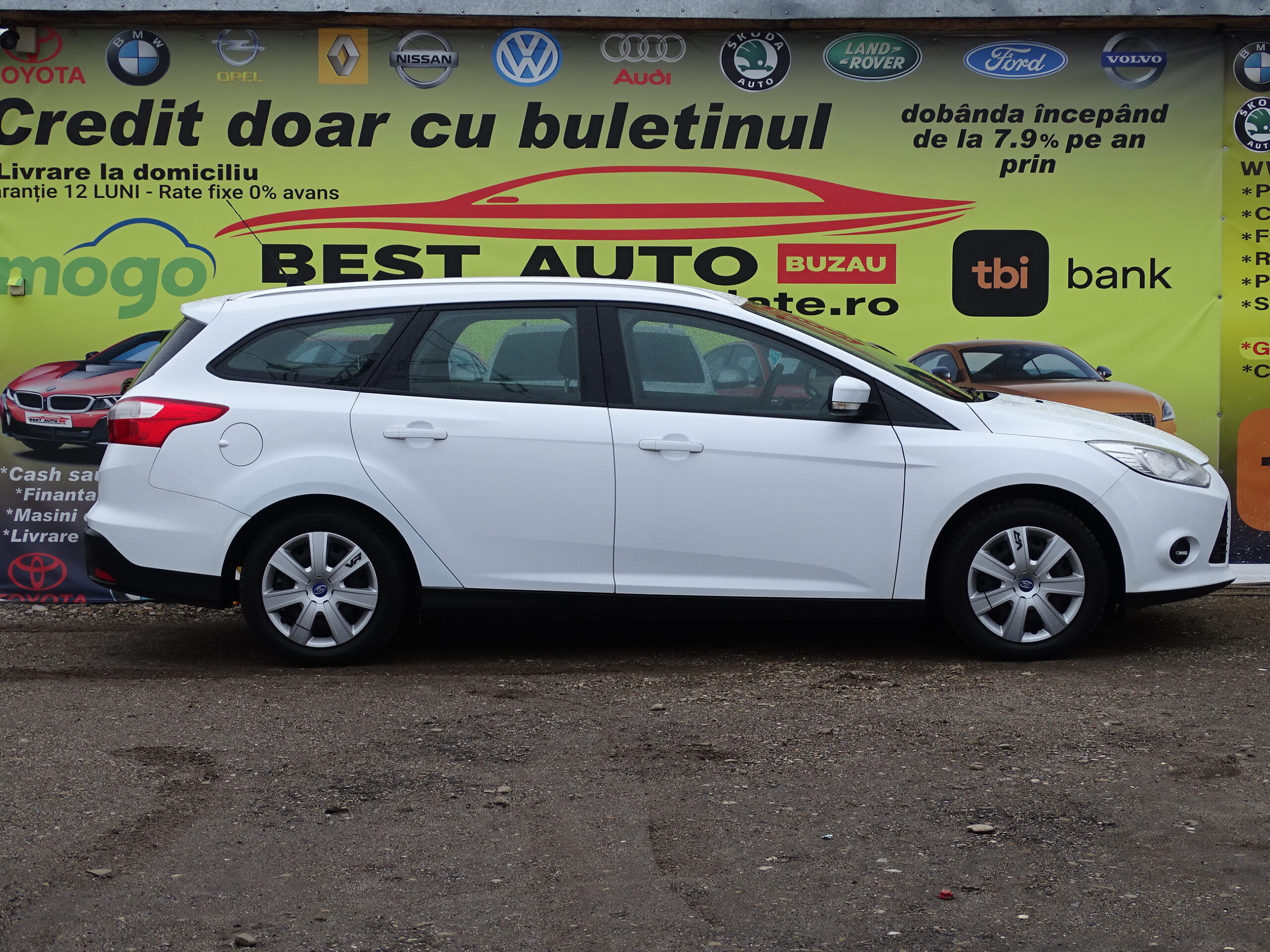 FORD FOCUS 1.6 MPI 2011 NAVI