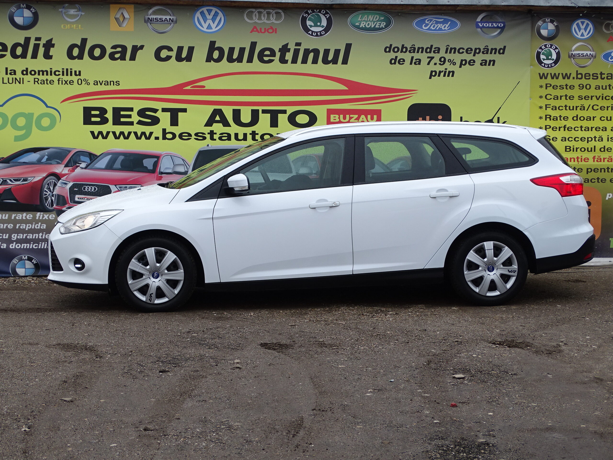 FORD FOCUS 1.6 MPI 2011 NAVI