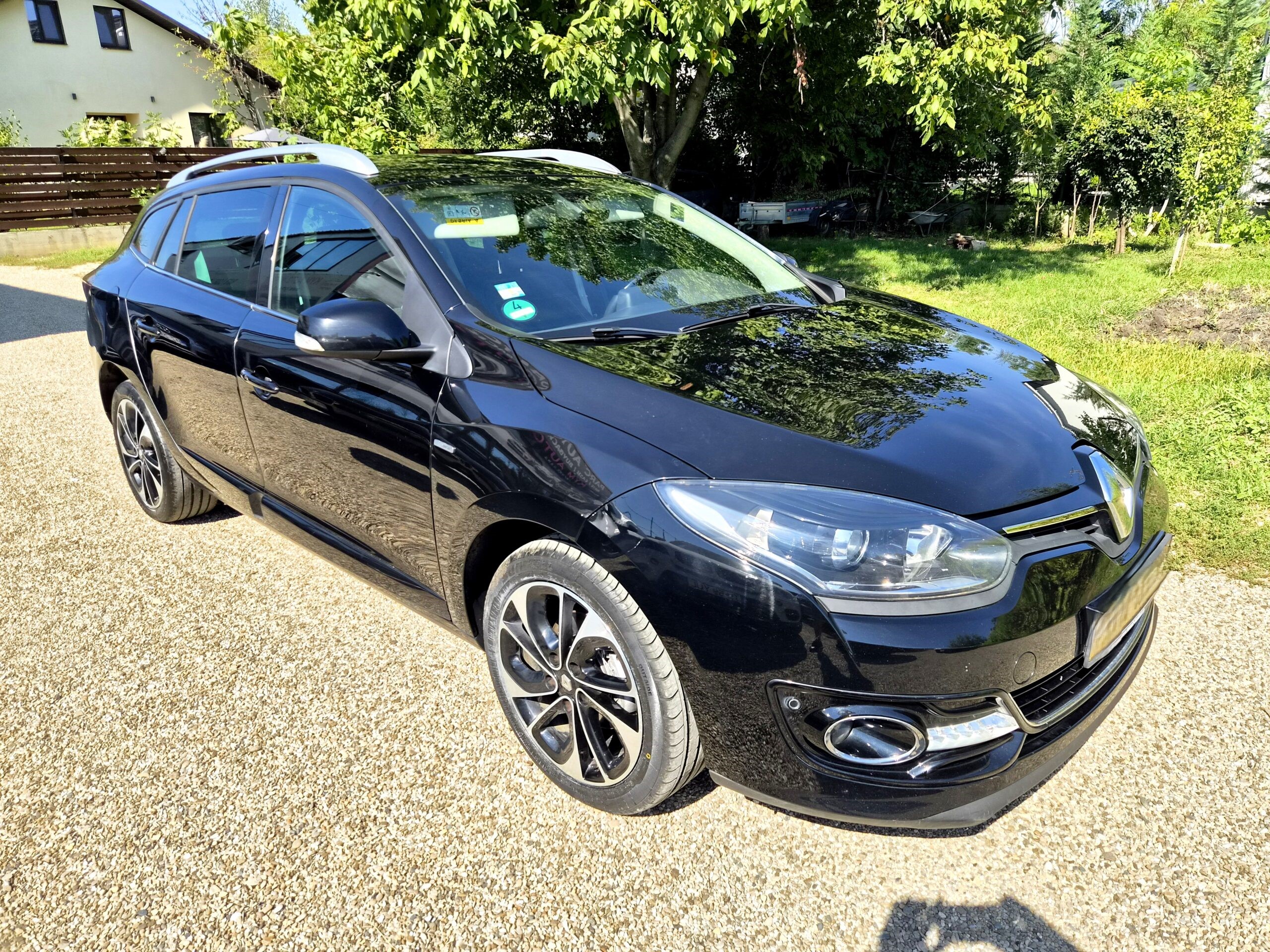 RENAULT MEGANE 1.6 DCI BOSE 2015 RENAULT MEGANE 1.6 DCI BOSE 2015