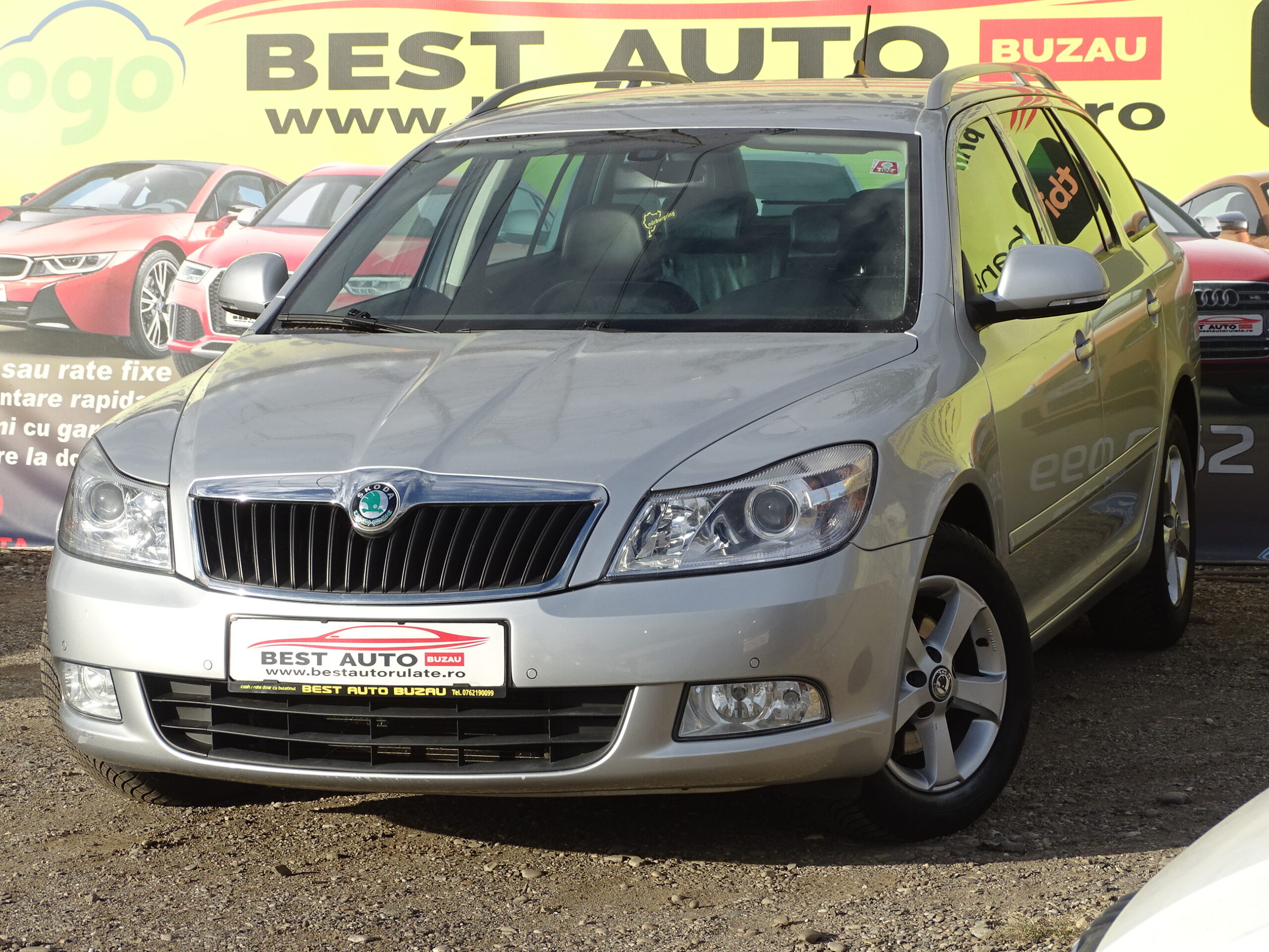 SKODA OCTAVIA II FACELIFT 1.6 TDI PIELE NAVI SKODA OCTAVIA II FACELIFT 1.6 TDI PIELE NAVI